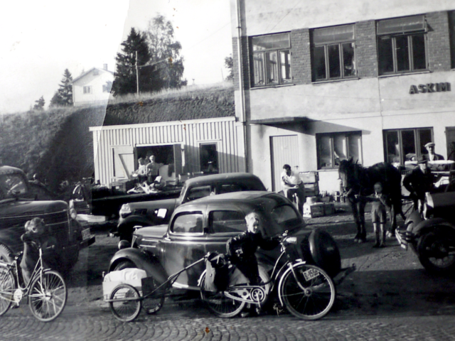 Bilde fra 50 tallet Askim Frukt -og Bærpresseri